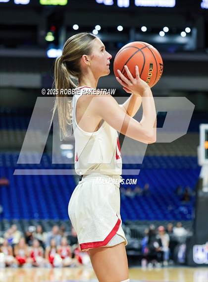 Thumbnail 1 in Fairfield vs. Jim Ned (UIL 3A Basketball Division I Final) photogallery.
