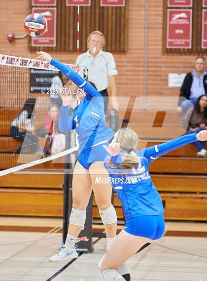 Thumbnail 2 in Foothill @ Carondelet (CIF NCS Division 1 Quarterfinals) photogallery.