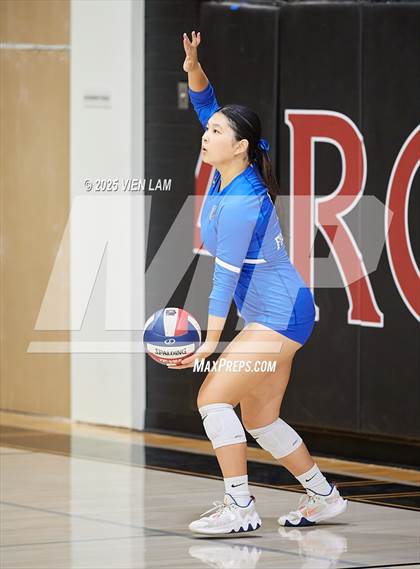 Thumbnail 1 in Foothill @ Carondelet (CIF NCS Division 1 Quarterfinals) photogallery.