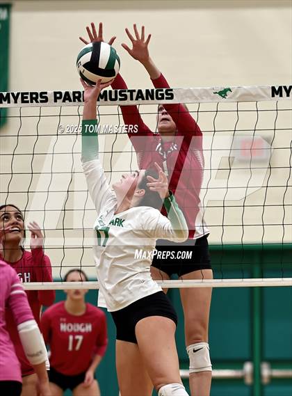 Thumbnail 3 in Hough @ Myers Park photogallery.