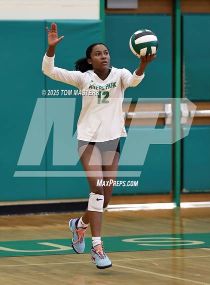 Thumbnail 1 in Hough @ Myers Park photogallery.