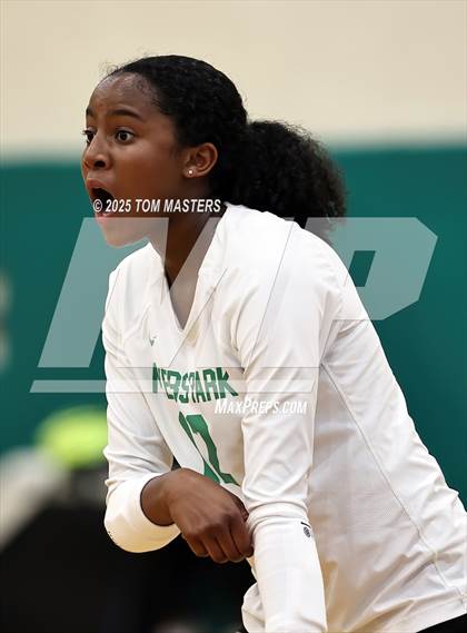 Thumbnail 2 in Hough @ Myers Park photogallery.