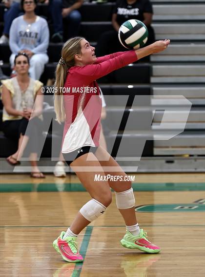 Thumbnail 2 in Hough @ Myers Park photogallery.