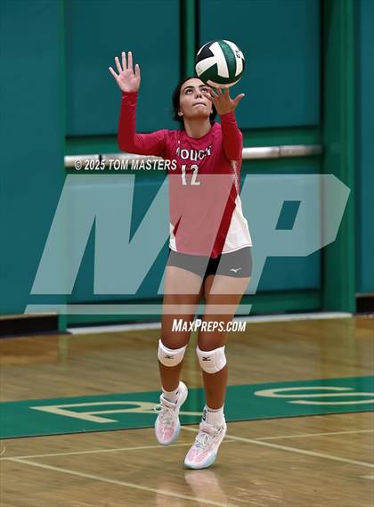Thumbnail 3 in Hough @ Myers Park photogallery.