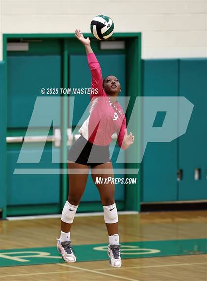 Thumbnail 1 in Hough @ Myers Park photogallery.
