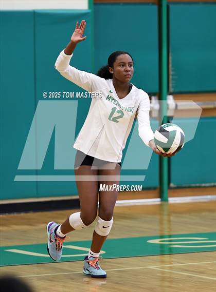 Thumbnail 3 in Hough @ Myers Park photogallery.