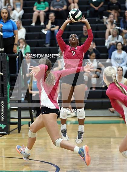 Thumbnail 3 in Hough @ Myers Park photogallery.