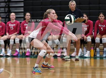 Thumbnail 2 in Hough @ Myers Park photogallery.