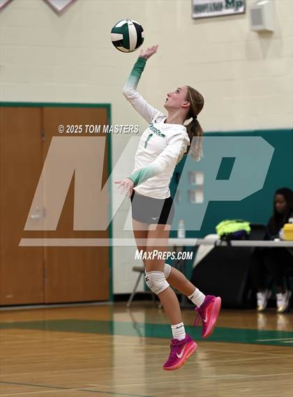 Thumbnail 2 in Hough @ Myers Park photogallery.