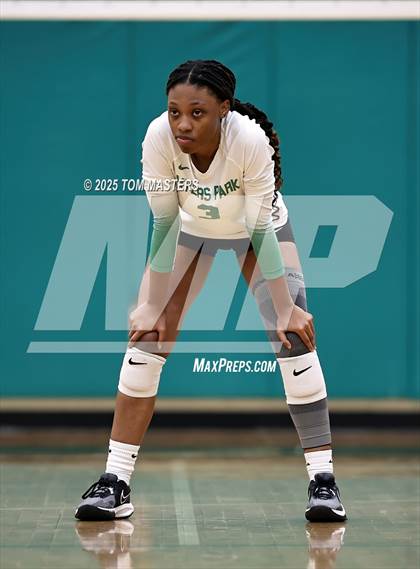 Thumbnail 3 in Hough @ Myers Park photogallery.