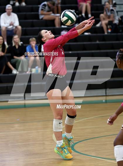 Thumbnail 3 in Hough @ Myers Park photogallery.