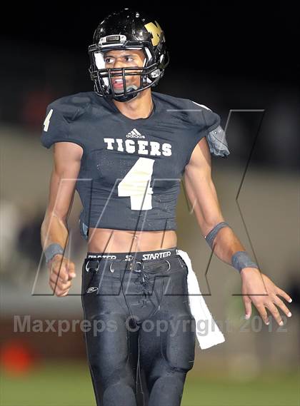 Thumbnail 2 in DeSoto @ Mansfield photogallery.