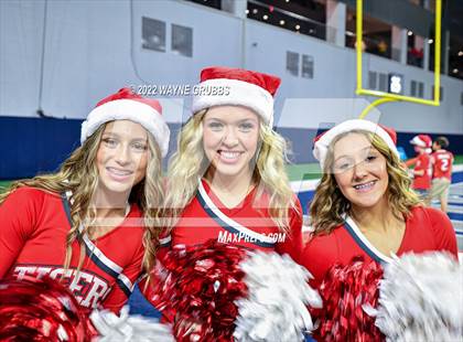 Thumbnail 2 in Glen Rose vs. Carthage (UIL 4A DII State Semifinal) photogallery.