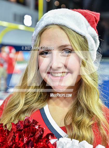 Thumbnail 2 in Glen Rose vs. Carthage (UIL 4A DII State Semifinal) photogallery.