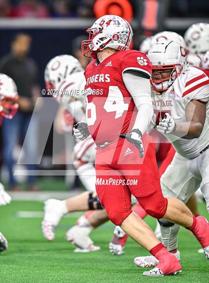 Thumbnail 1 in Glen Rose vs. Carthage (UIL 4A DII State Semifinal) photogallery.