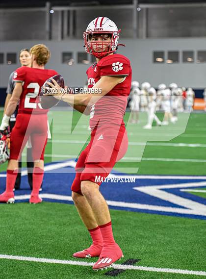 Thumbnail 1 in Glen Rose vs. Carthage (UIL 4A DII State Semifinal) photogallery.