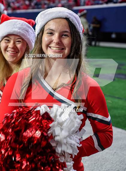 Thumbnail 1 in Glen Rose vs. Carthage (UIL 4A DII State Semifinal) photogallery.