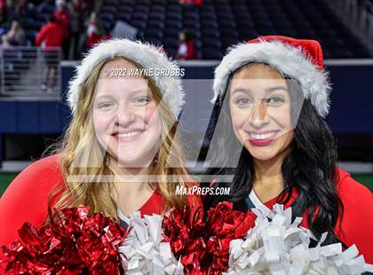 Thumbnail 3 in Glen Rose vs. Carthage (UIL 4A DII State Semifinal) photogallery.