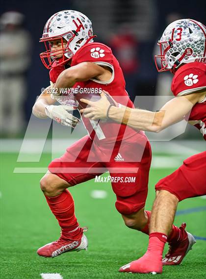 Thumbnail 3 in Glen Rose vs. Carthage (UIL 4A DII State Semifinal) photogallery.