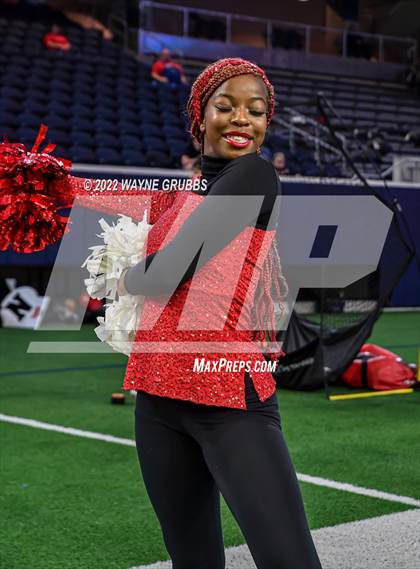 Thumbnail 2 in Glen Rose vs. Carthage (UIL 4A DII State Semifinal) photogallery.