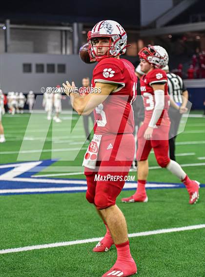 Thumbnail 2 in Glen Rose vs. Carthage (UIL 4A DII State Semifinal) photogallery.