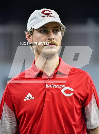 Thumbnail 2 in Glen Rose vs. Carthage (UIL 4A DII State Semifinal) photogallery.