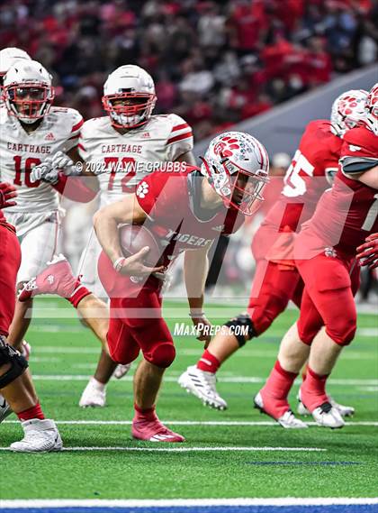 Thumbnail 3 in Glen Rose vs. Carthage (UIL 4A DII State Semifinal) photogallery.