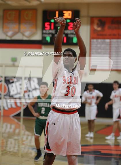 Thumbnail 1 in Dinuba @ Selma photogallery.