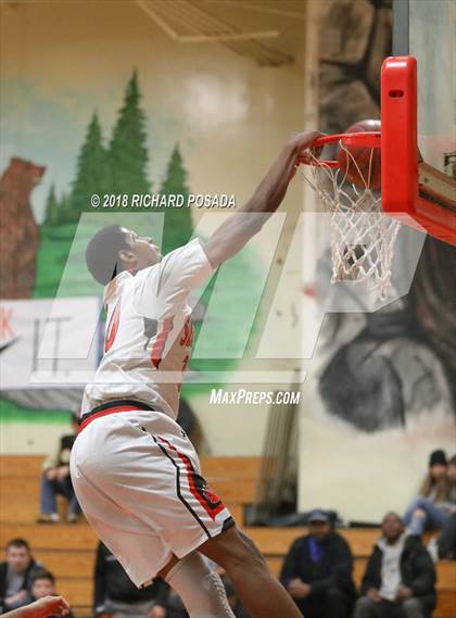 Thumbnail 3 in Dinuba @ Selma photogallery.