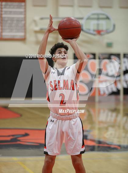 Thumbnail 3 in Dinuba @ Selma photogallery.