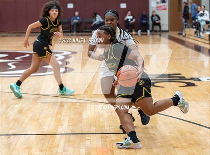 Thumbnail 2 in Warren Central vs. Indianapolis Crispus Attucks (IHSAA 4A sectional 10 semi-final playoff) photogallery.