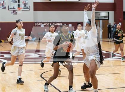 Thumbnail 1 in Warren Central vs. Indianapolis Crispus Attucks (IHSAA 4A sectional 10 semi-final playoff) photogallery.