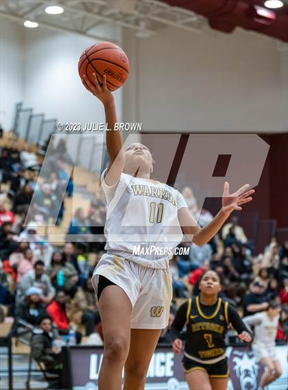 Thumbnail 1 in Warren Central vs. Indianapolis Crispus Attucks (IHSAA 4A sectional 10 semi-final playoff) photogallery.