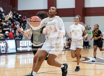 Thumbnail 1 in Warren Central vs. Indianapolis Crispus Attucks (IHSAA 4A sectional 10 semi-final playoff) photogallery.