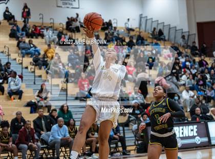 Thumbnail 3 in Warren Central vs. Indianapolis Crispus Attucks (IHSAA 4A sectional 10 semi-final playoff) photogallery.