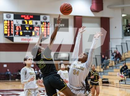 Thumbnail 1 in Warren Central vs. Indianapolis Crispus Attucks (IHSAA 4A sectional 10 semi-final playoff) photogallery.