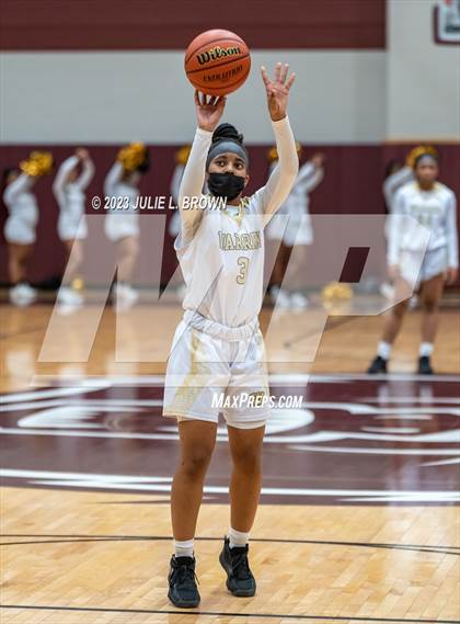 Thumbnail 1 in Warren Central vs. Indianapolis Crispus Attucks (IHSAA 4A sectional 10 semi-final playoff) photogallery.