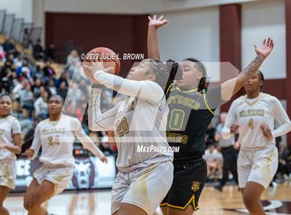 Thumbnail 2 in Warren Central vs. Indianapolis Crispus Attucks (IHSAA 4A sectional 10 semi-final playoff) photogallery.