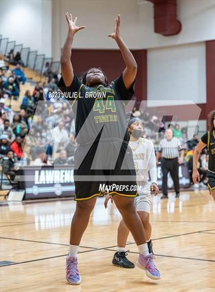 Thumbnail 2 in Warren Central vs. Indianapolis Crispus Attucks (IHSAA 4A sectional 10 semi-final playoff) photogallery.