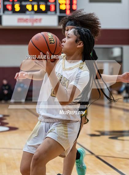 Thumbnail 3 in Warren Central vs. Indianapolis Crispus Attucks (IHSAA 4A sectional 10 semi-final playoff) photogallery.