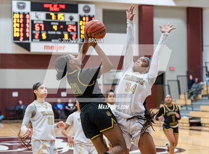 Thumbnail 2 in Warren Central vs. Indianapolis Crispus Attucks (IHSAA 4A sectional 10 semi-final playoff) photogallery.