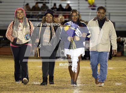 Thumbnail 2 in Kellis Senior Night photogallery.