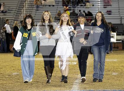 Thumbnail 2 in Kellis Senior Night photogallery.