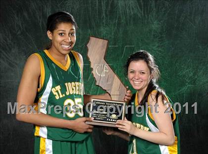 Thumbnail 3 in St. Joseph (CIF State D3 Award Photos) photogallery.