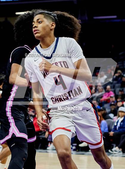 Thumbnail 3 in Lincoln vs. Modesto Christian (CIF SJS D1 Final) photogallery.