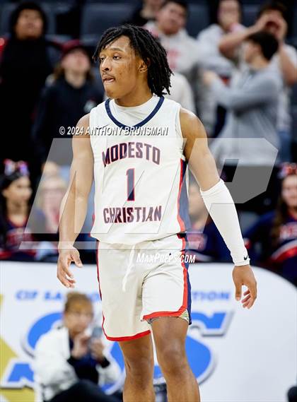 Thumbnail 2 in Lincoln vs. Modesto Christian (CIF SJS D1 Final) photogallery.