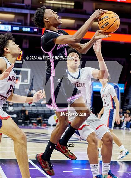 Thumbnail 3 in Lincoln vs. Modesto Christian (CIF SJS D1 Final) photogallery.
