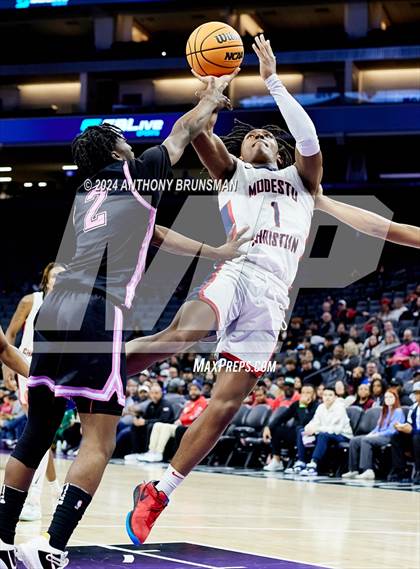Thumbnail 2 in Lincoln vs. Modesto Christian (CIF SJS D1 Final) photogallery.
