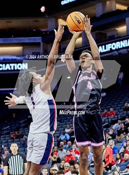 Thumbnail 2 in Lincoln vs. Modesto Christian (CIF SJS D1 Final) photogallery.