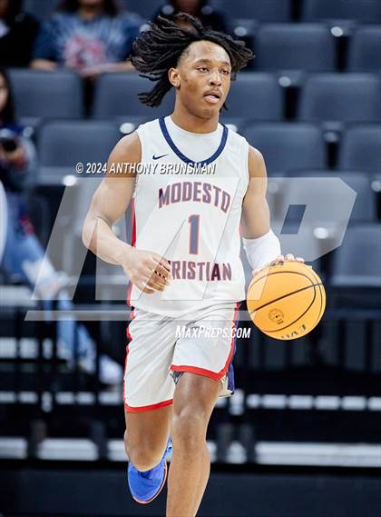 Thumbnail 2 in Lincoln vs. Modesto Christian (CIF SJS D1 Final) photogallery.